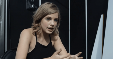 Teagan Croft Beautiful Pictures