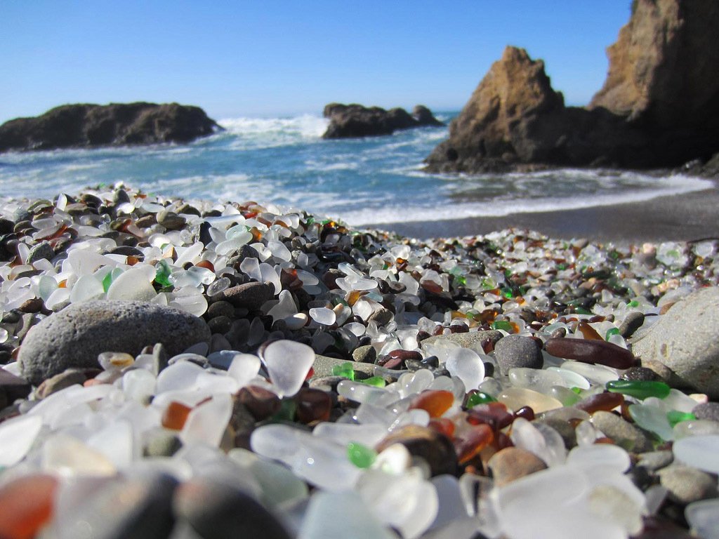 glass beach california