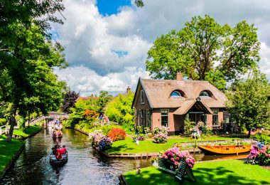 Giethoorn images