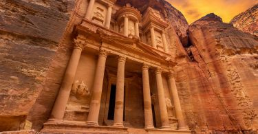Petra Jordan Entrance