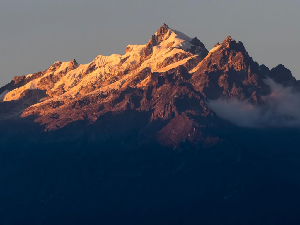 himalayas-mountains