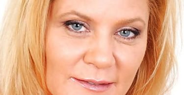 Top 15 Ginger Lynn Bikini Pictures