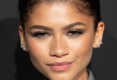 Hot Zendaya Bikini Pictures