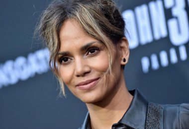 Halle Berry Hot Pictures Of All Time