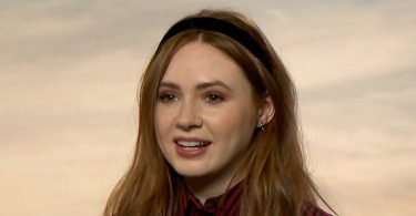 Karen Gillan Hot Pictures On Internet