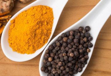 Why Black Pepper And Turmeric Is A Great Blend For Health