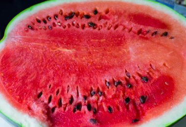 What Is The Right Way To Eat Watermelon Seeds?