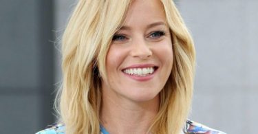 Elizabeth Banks Hot And Sexy Pictures