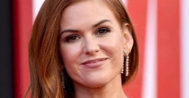 Isla Fisher Hot And Sexy Pictures