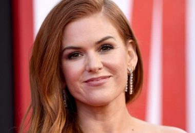 Isla Fisher Hot And Sexy Pictures