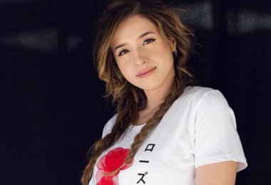 Pokimane Hot And Sexy Pictures