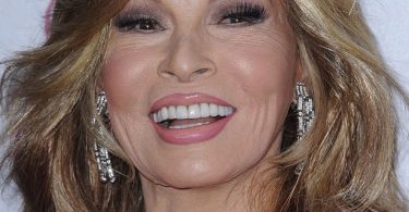 Raquel Welch Hot And Bold Pictures Of All Time